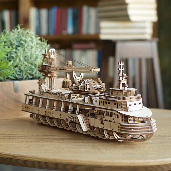 Ugears Research Vessel