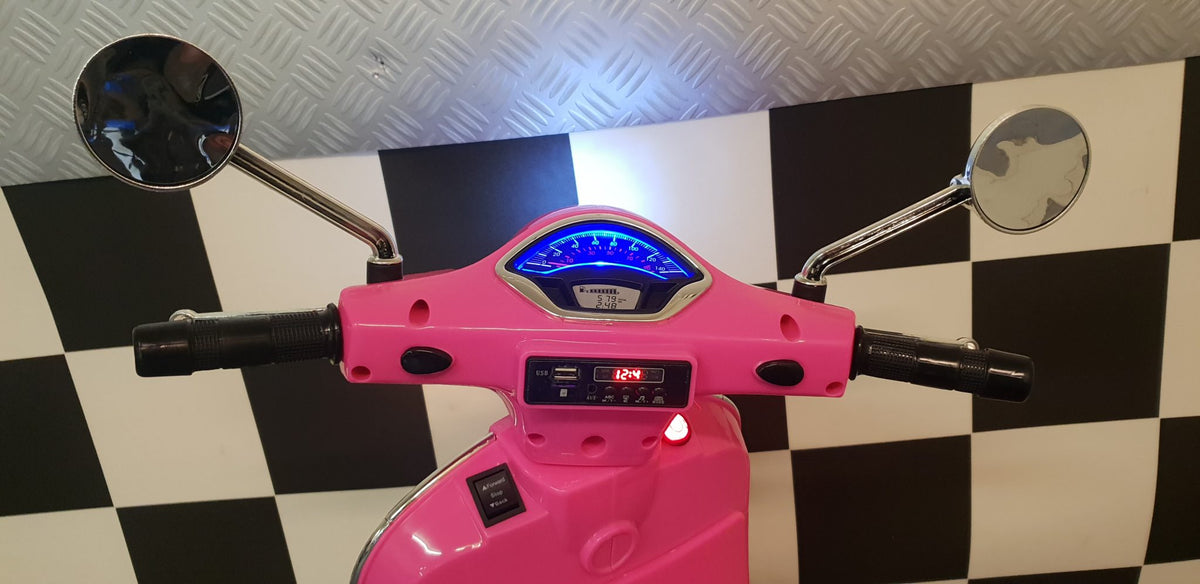 Vespa GTS 12V barnscooter med vindruta – 1 person, rosa
