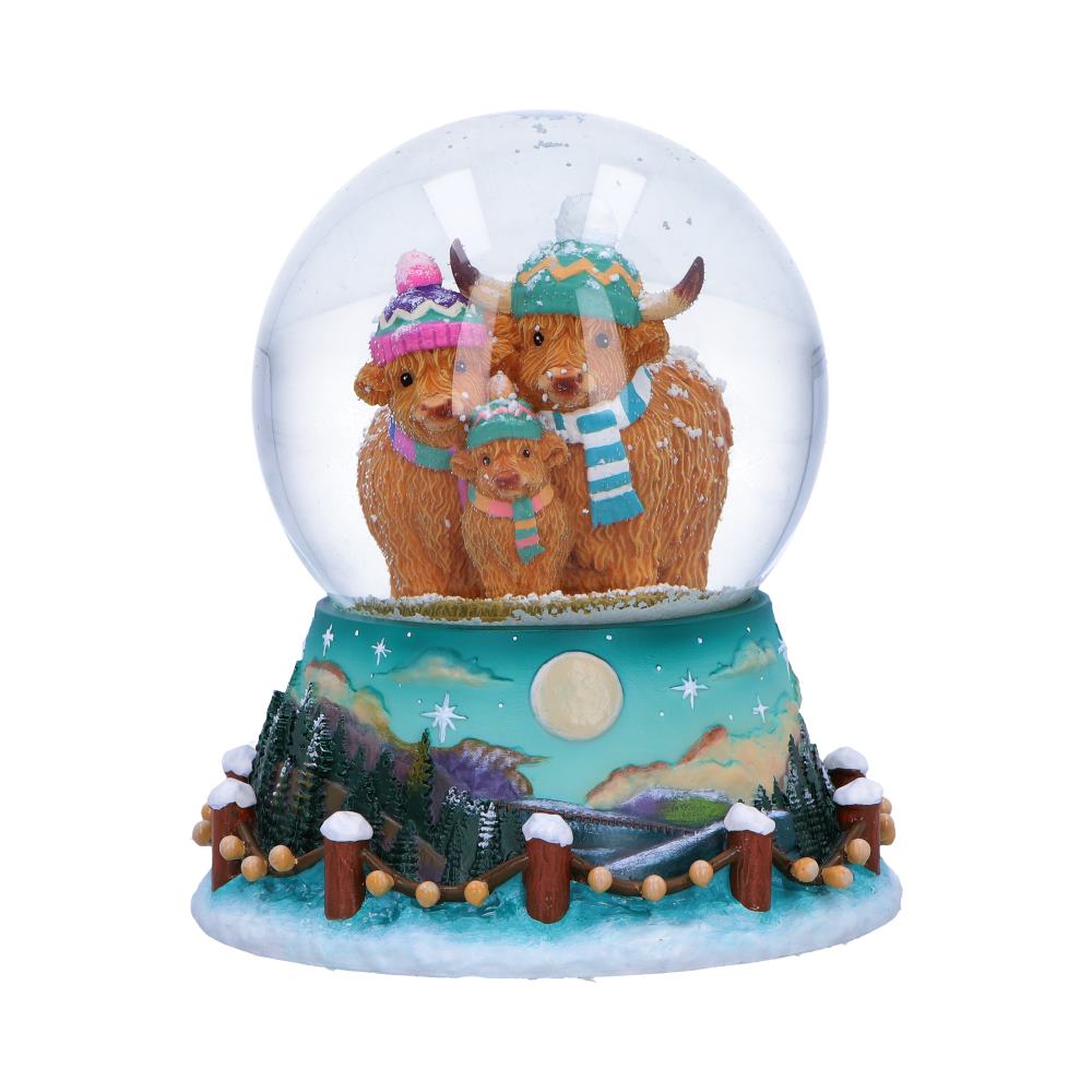 Winter Highland Cow Snow Globe