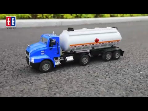 Fjernstyret Mack Dump Truck med lys