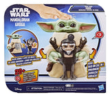 Star Wars: The Mandalorian & Grogu Electronic Action Figure Huggin' Grogu & Anzellan 17 cm