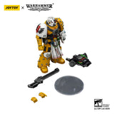 Warhammer 40,000: imperial Fists Action Figure Legion Apothecary 12 cm