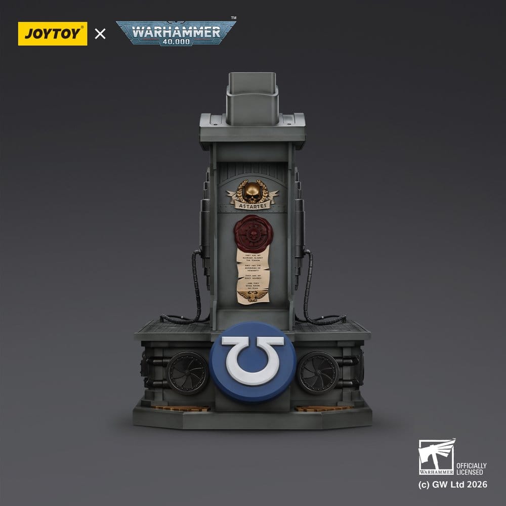 Warhammer 40,000 Captain MkX Helmet & Display Stand Ultramarines 44 cm