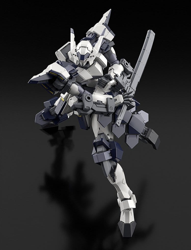 Full Metal Panic! Plastic Model Kit 1/48 Azur Raven with Type 10 Modified Monomolecular Blade Plated Ver. & Special Display Base 18 cm