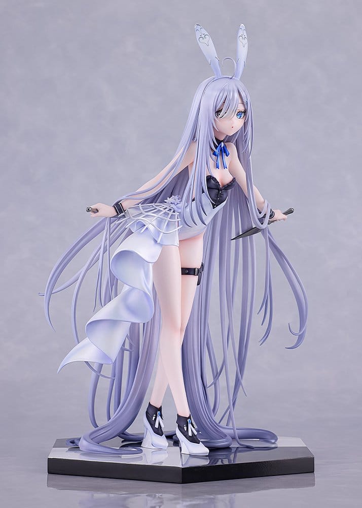 Playing Death Games to Put Food on the Table Wolf PVC Statue 1/7 Holo Light Novel bunny Ver. illustration by Jyuu Ayakura 23 cm