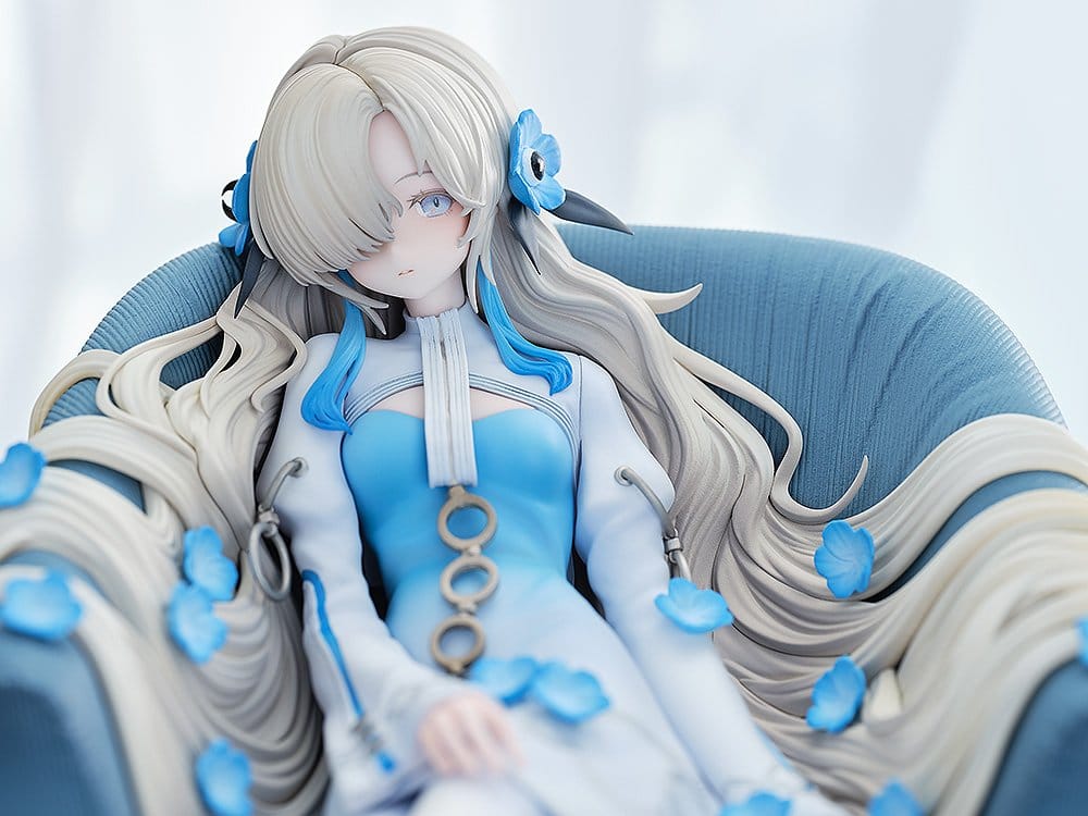 Isekaijoucho Wolf PVC Statue 1/7 Universal Body Nemophila 16 cm