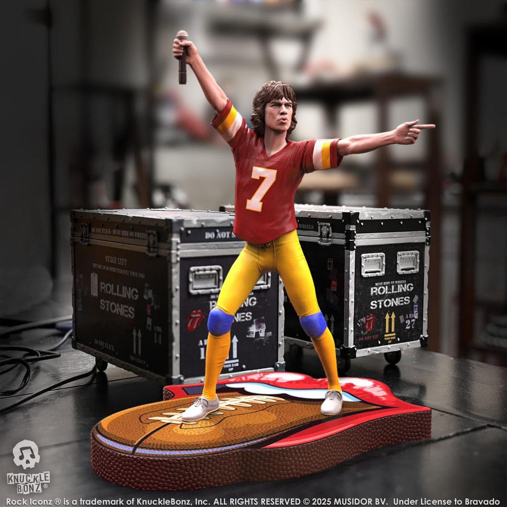 Rolling Stones Rock Iconz Statue Mick Jagger US Tour 1981 (Burgundy Jersey) 22 cm