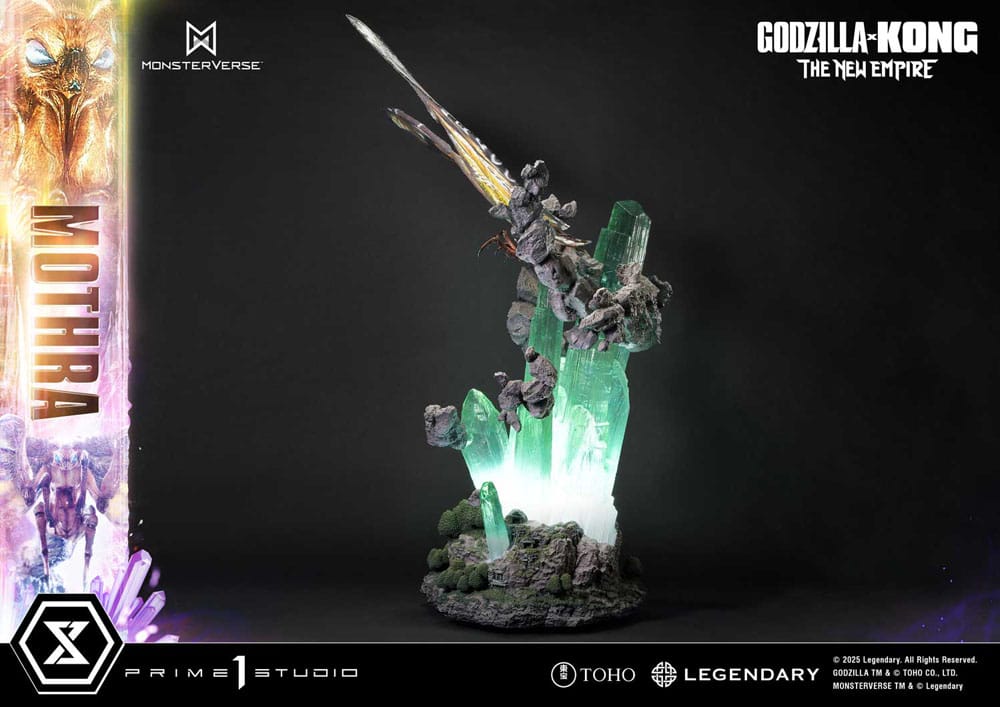 Godzilla x Kong: The New Empire Ultimate Diorama Masterline Series Statue Mothra 113 cm