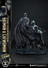 DC Comics Ultimate Premium Masterline Series Statue 1/4 Batman & Catwoman (Concept Design by Clay Mann) 56 cm