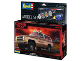 Stranger Things Model Kit Set 1/25 1985 Chevrolet K5 Blazer (Aqua Color) 19 cm